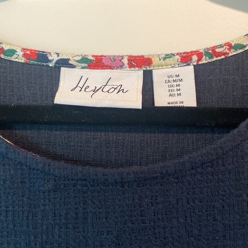 Heyton Ruffle Sleeve Shift Navy - Picture 2 of 3